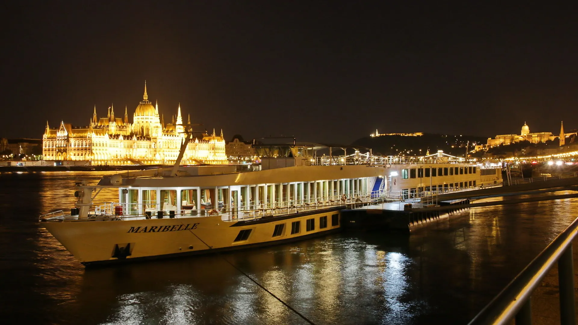 Onriver Hotels - Ms Maribelle Budapest