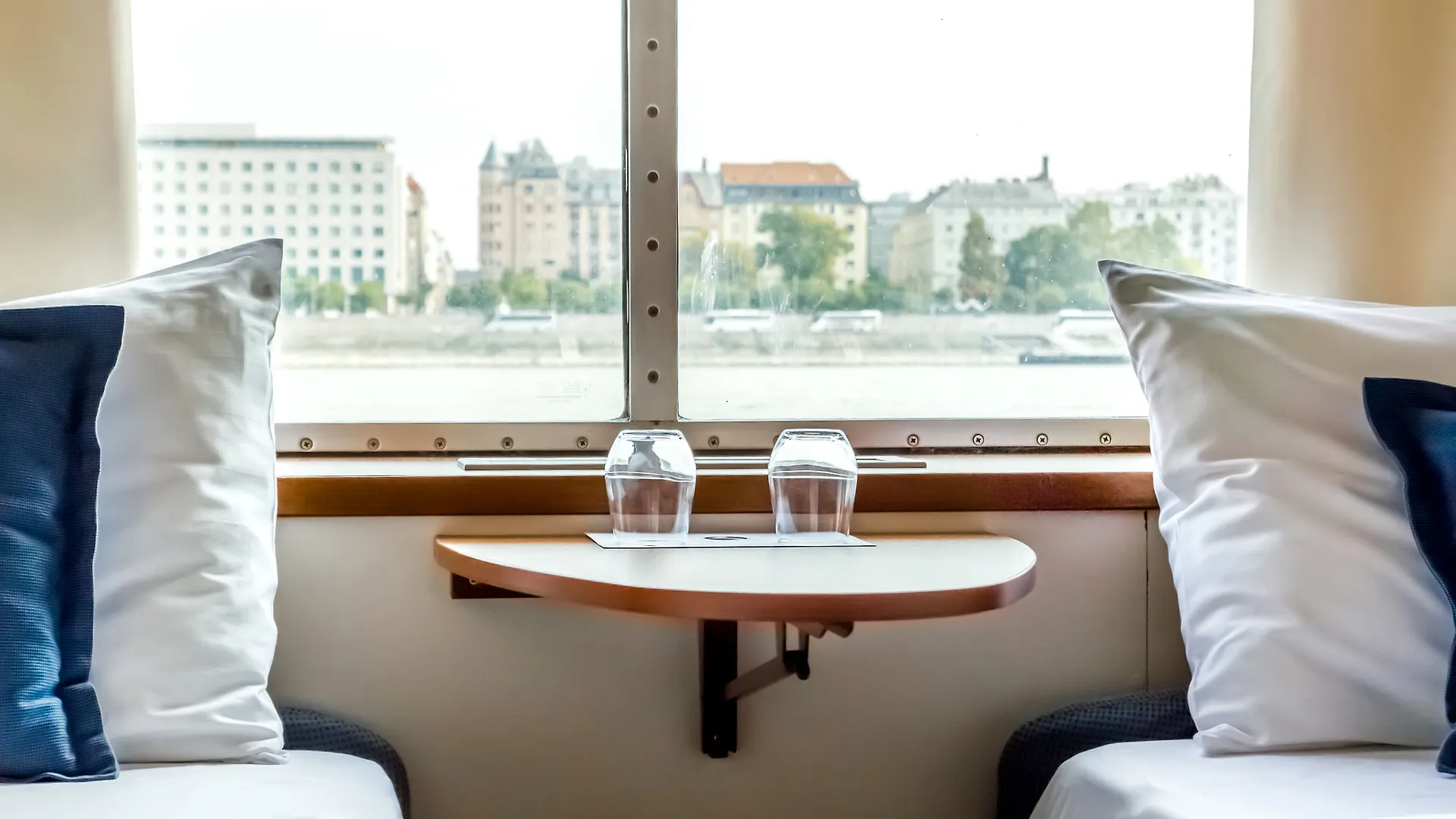 Onriver Hotels - Ms Maribelle Budapest