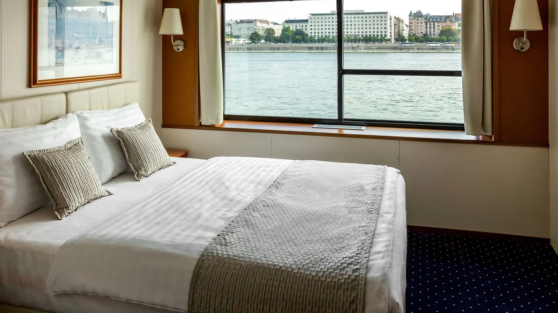 Onriver Hotels - Ms Maribelle Budapest