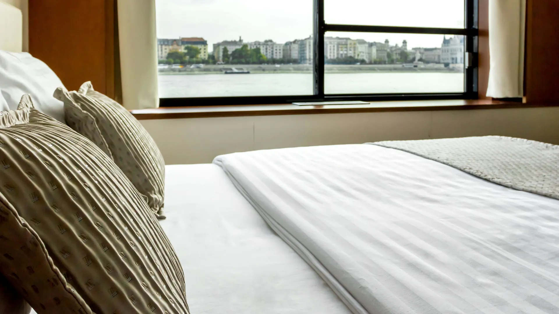Onriver Hotels - Ms Maribelle Budapest